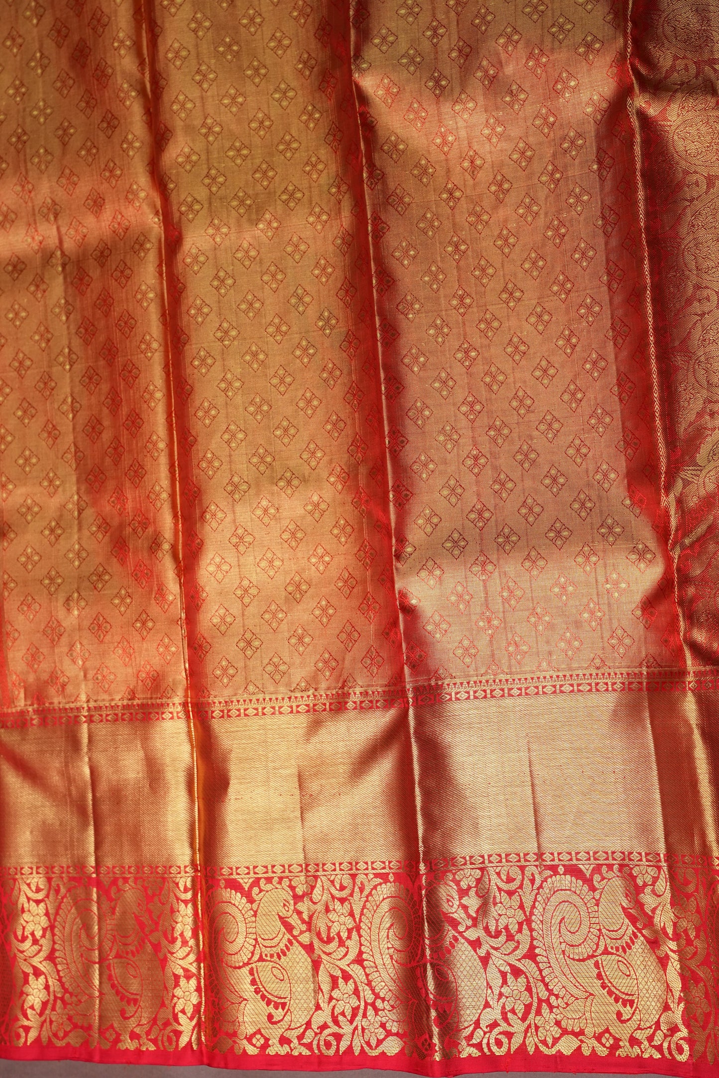 Pure Tissue Kanchipuram Silk Saree - Pistachio Green & Red Border| Silk Mark Certified