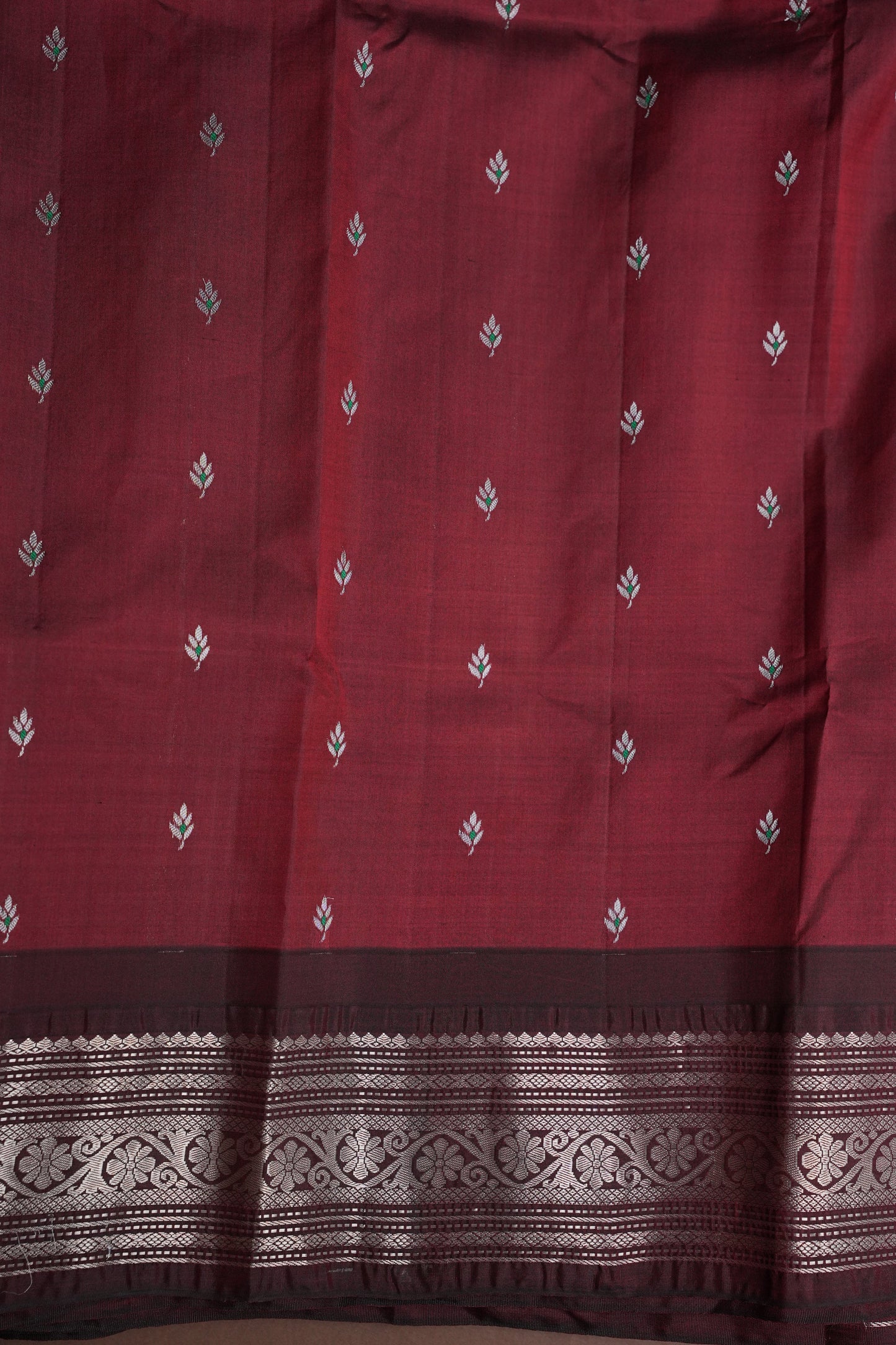 Pure Gadwal Silk Saree - Peach with Maroon|Silk Mark Certified