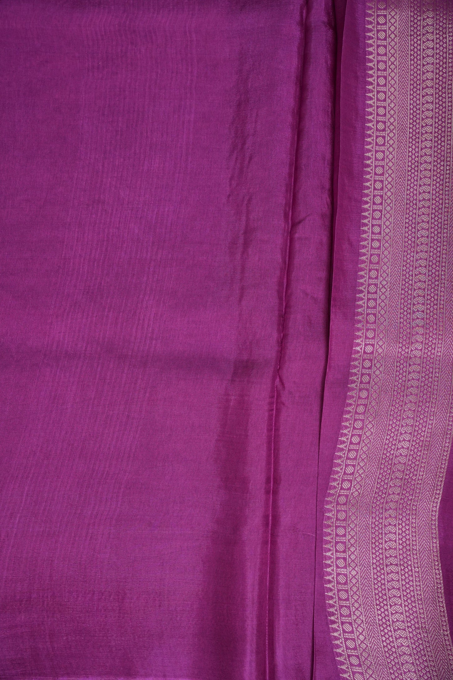 Banarasi Silk Saree – Elegant Orchid Pink with Intricate Subtle Gold Zari Weave