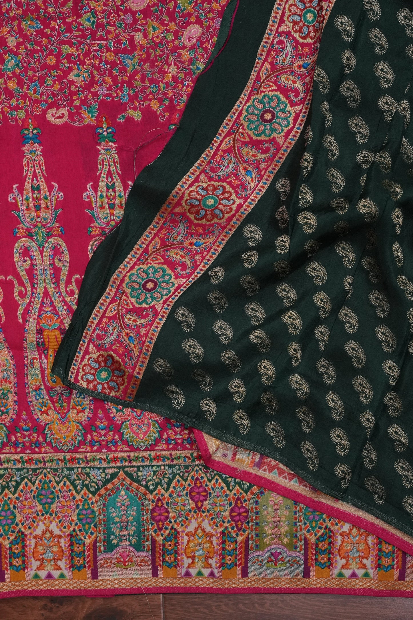 Kashmiri Pashmina Banarasi Story Telling Saree - Pink