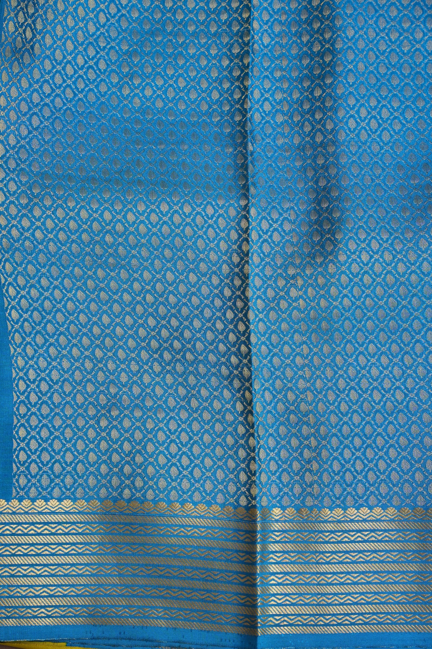 Plain Pure Crepe Mysore Silk Saree in Mehendi Green With Contrast Peacock Pallu & Blouse
