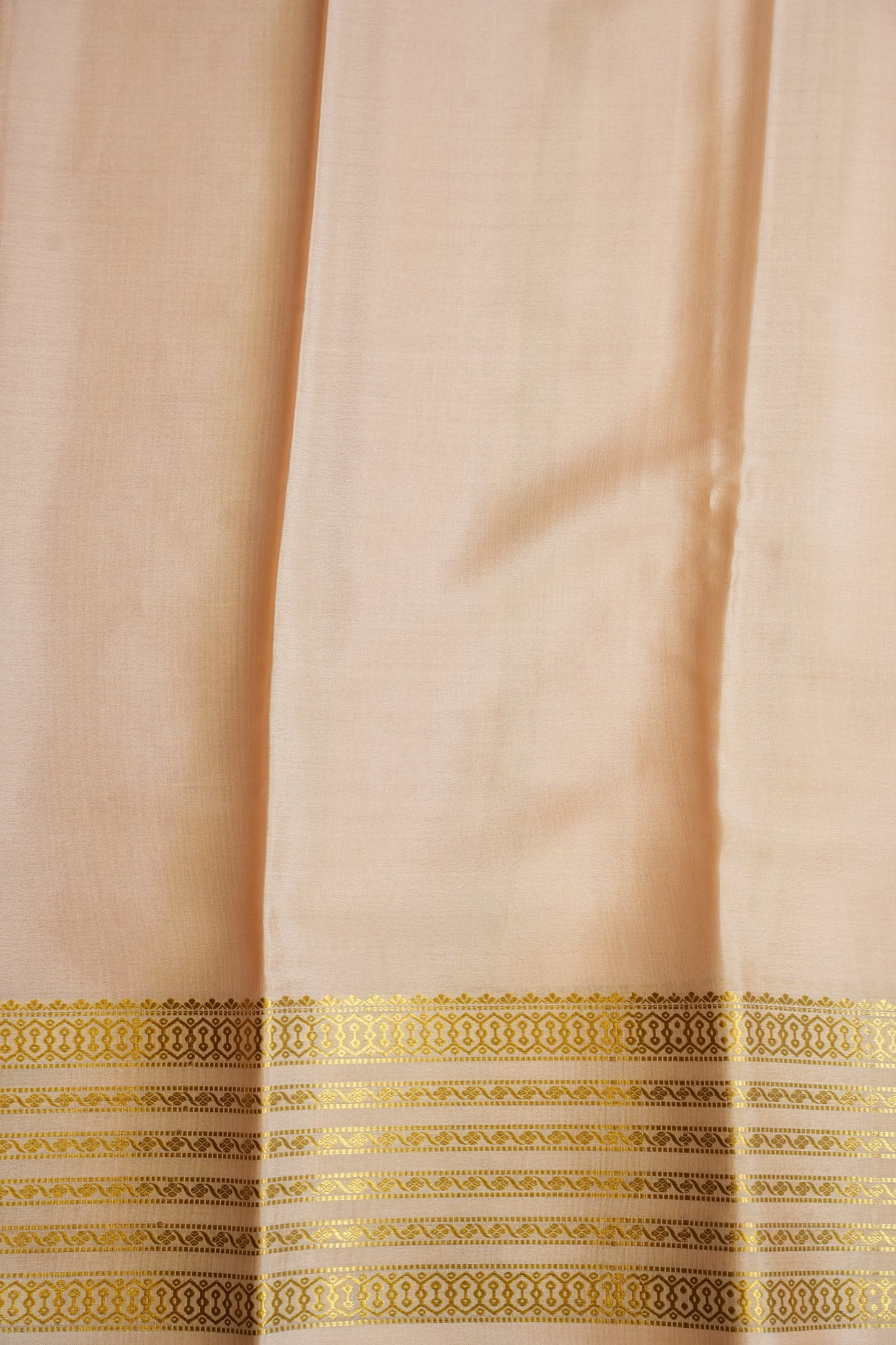 Plain Pure Crepe Mysore Silk Saree in Red With Ivory Blouse & Pallu