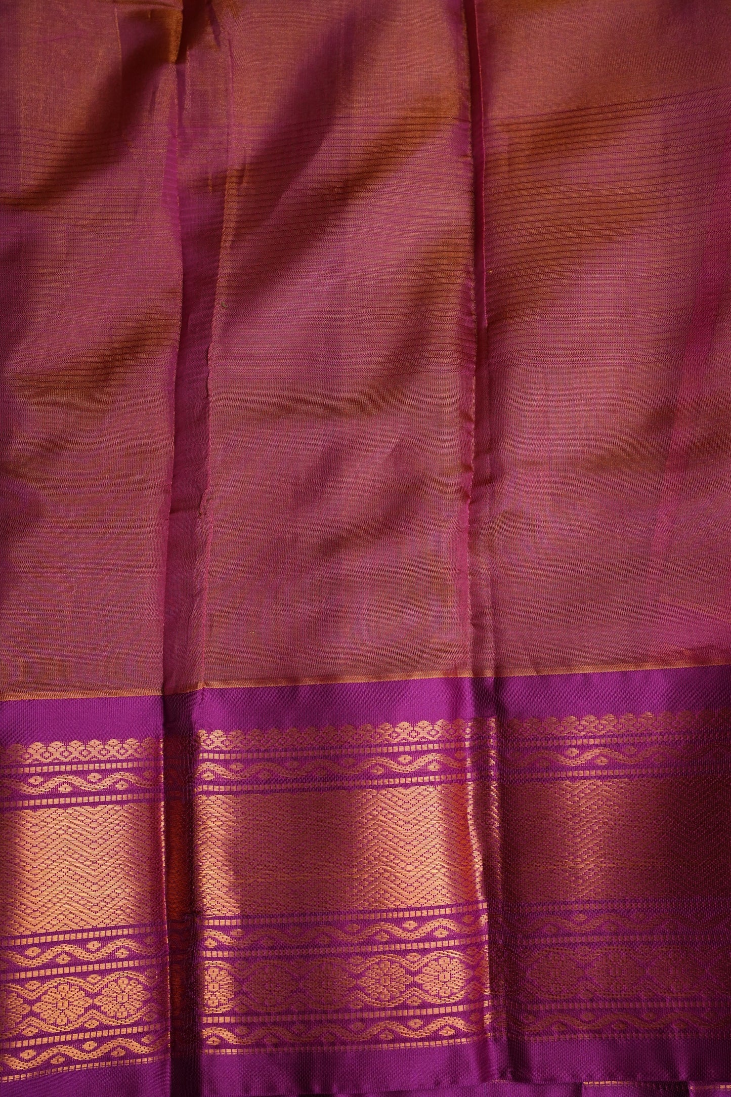 Tissue Silk Cotton Mangalgiri Kuppadam Pattu Saree - Parrot Green and Pink