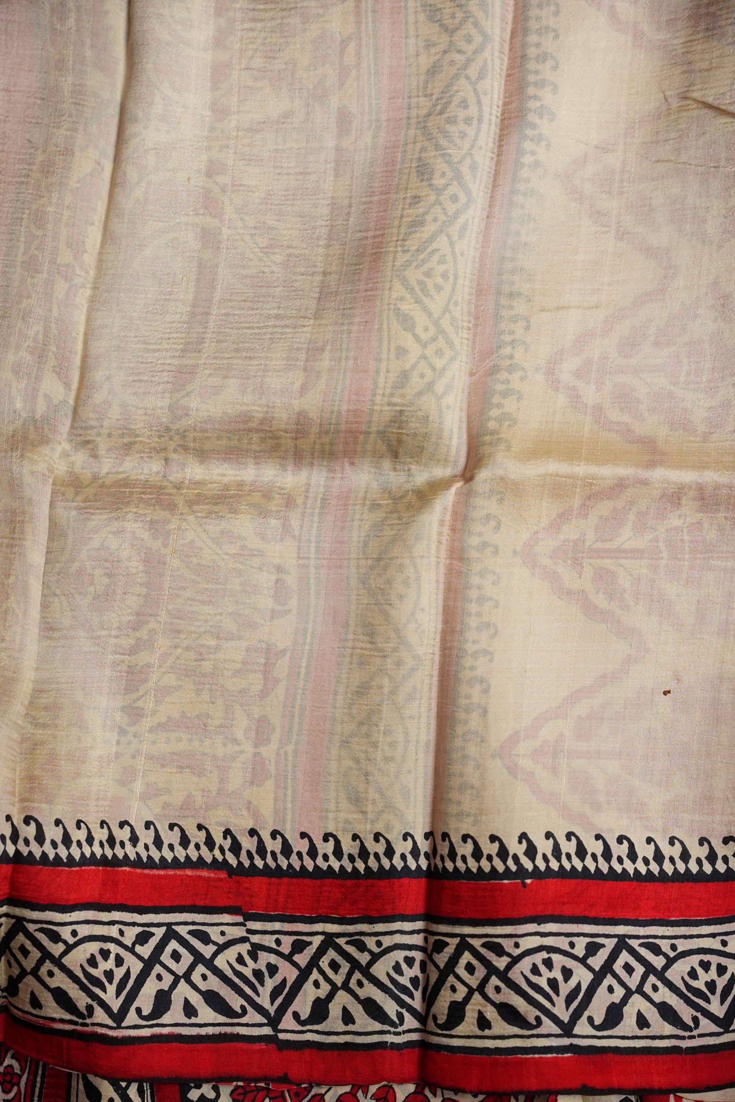 Purely Handpainted Classic On Pure Tussar Silk Saree - Beige with Red|Silk Mark Certified