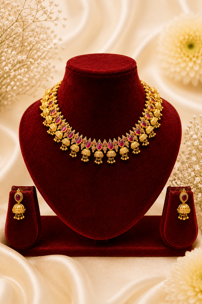 Antique Gold-Plated Choker Necklace Set with Ruby Stone Detailing & Gold Bead Hangings