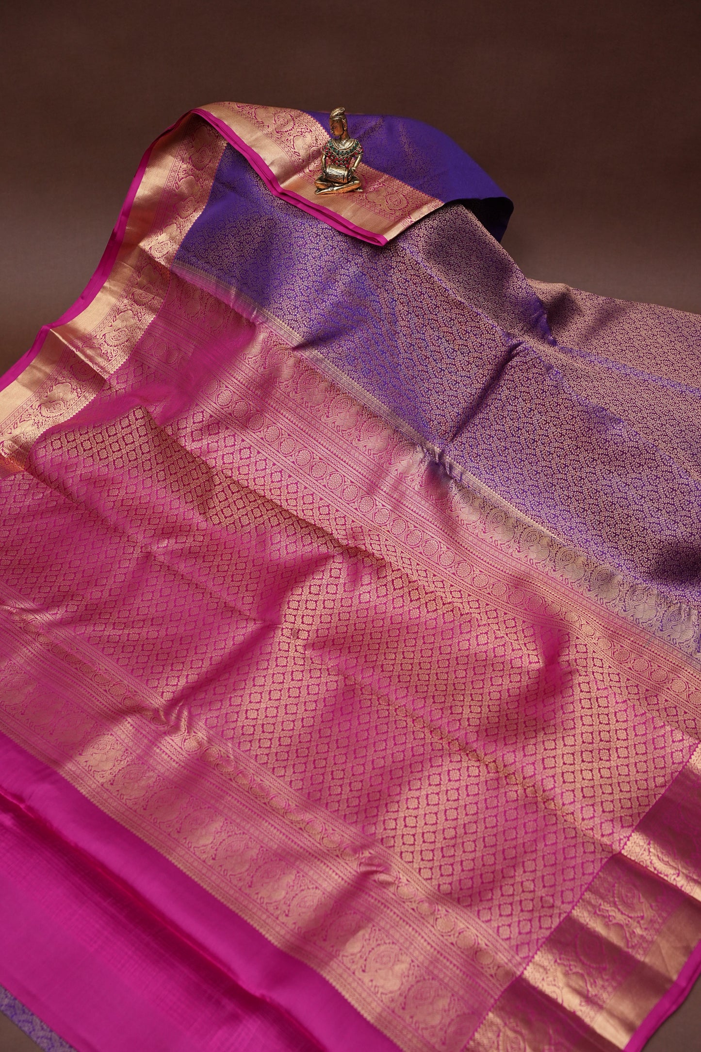 Pure Kanchipuram Silk Saree with Rich Zari Weave - Dual Tone Pink & Royal Purple