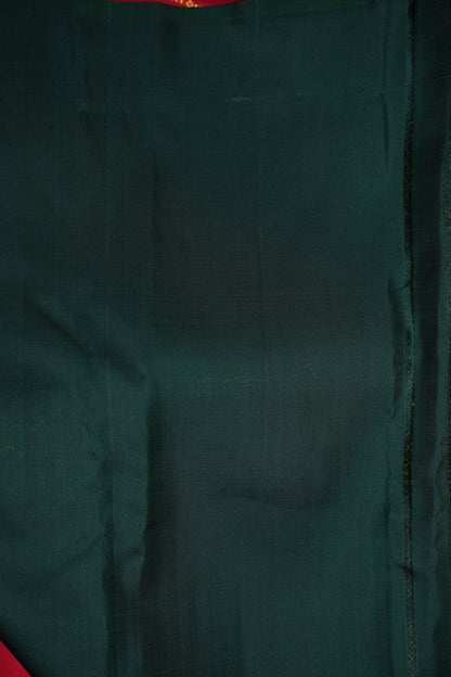 Red Borderless Pure Kanchipuram Silk Saree with Green Zari Pallu & Traditional Motifs