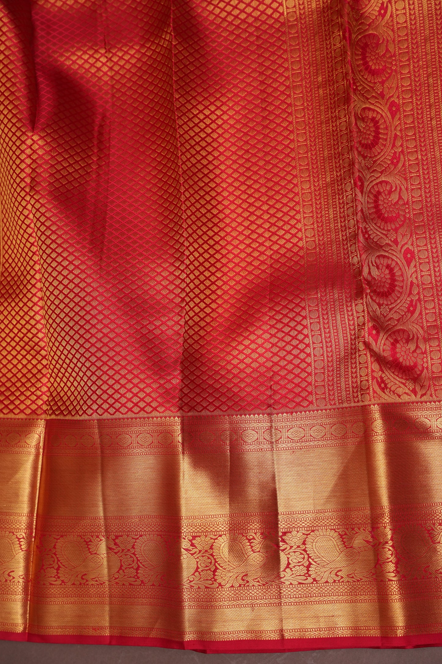 Pure Kanchipuram Silk Saree with Rich Gold Zari Weave - Classic Crimpson Red
