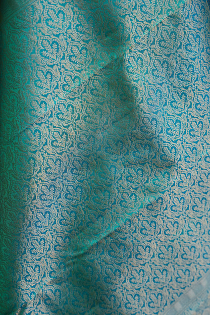 Pure Kanchipuram Silk Saree with Antique Gold Zari Weave - Teal Green