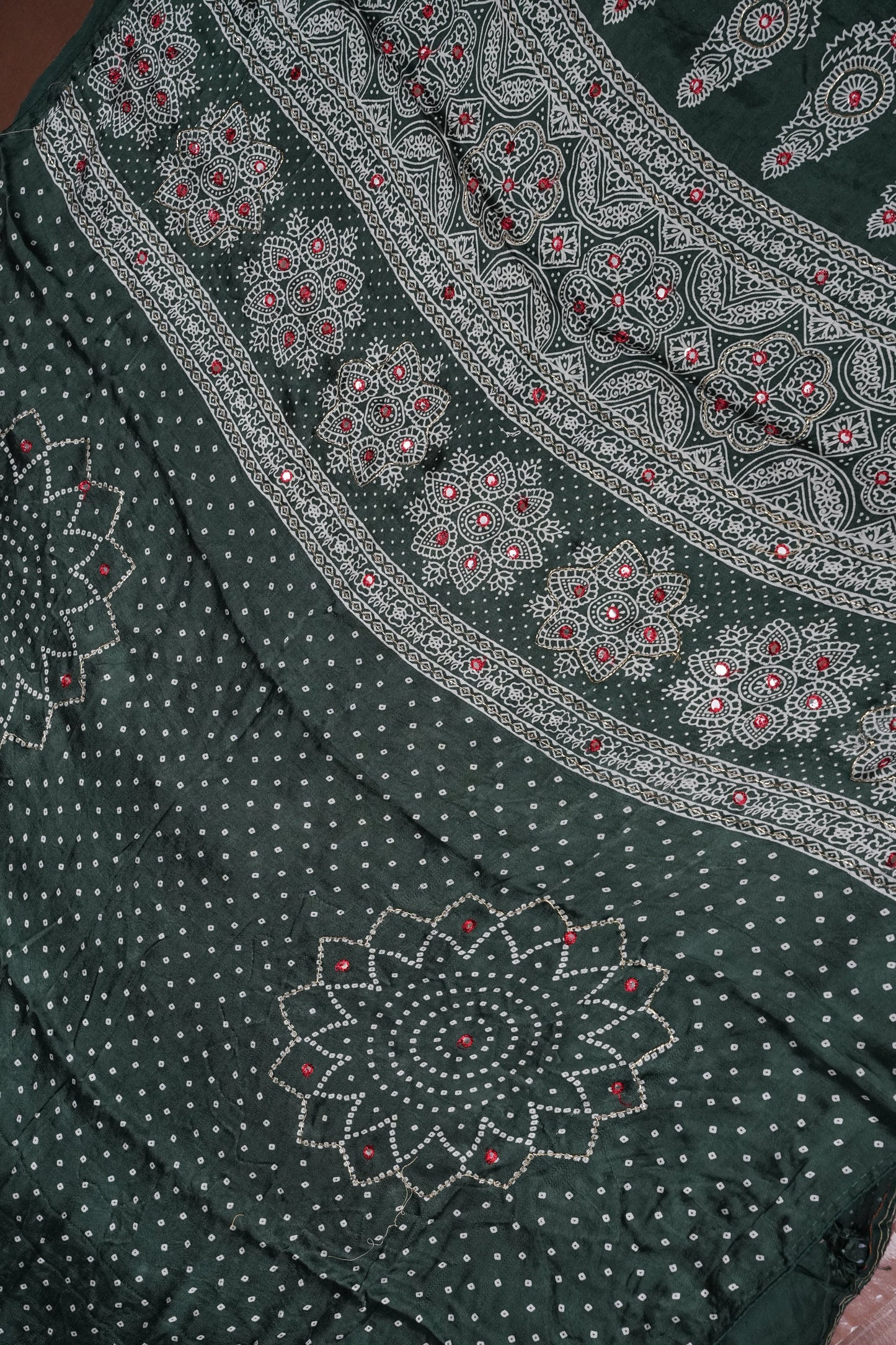 Gajji Silk Saree-Emerald Green