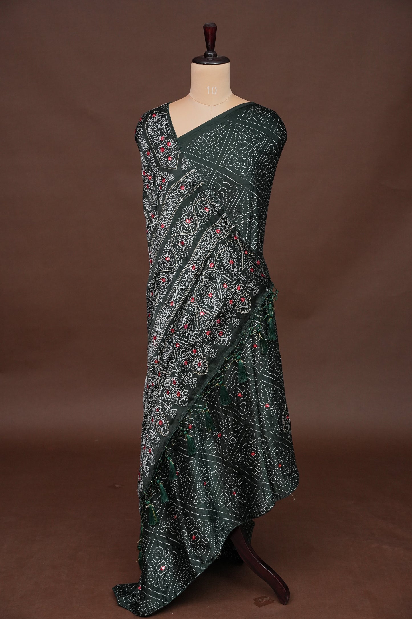 Gajji Silk Saree-Bottle green