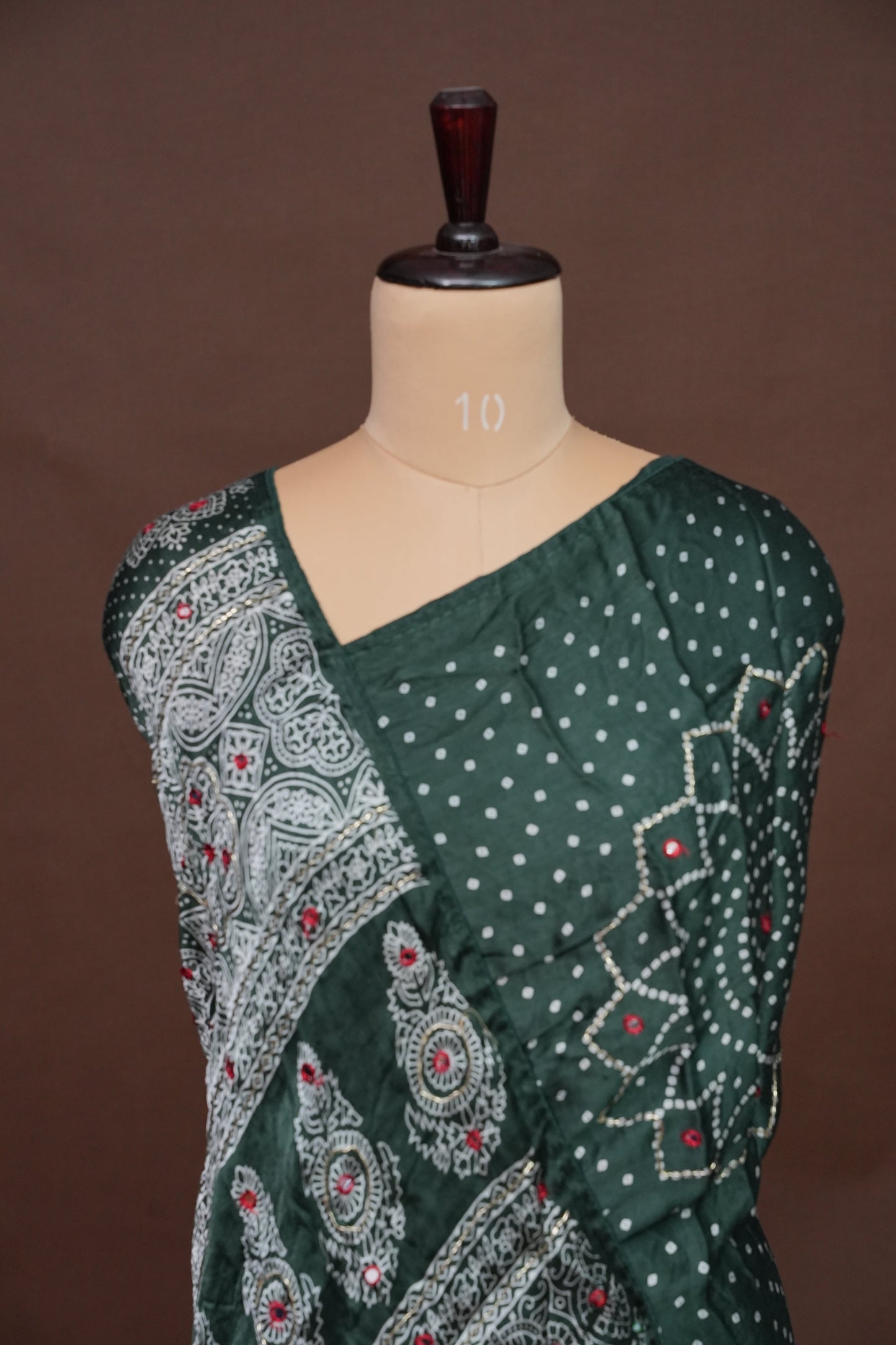 Gajji Silk Saree-Emerald Green