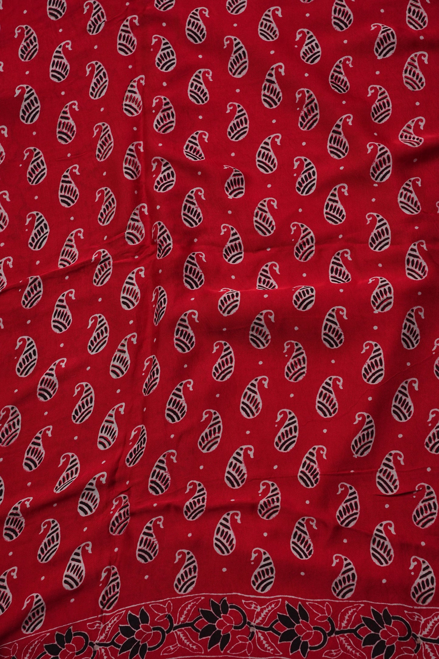Bandhini Garchola Saree - Red