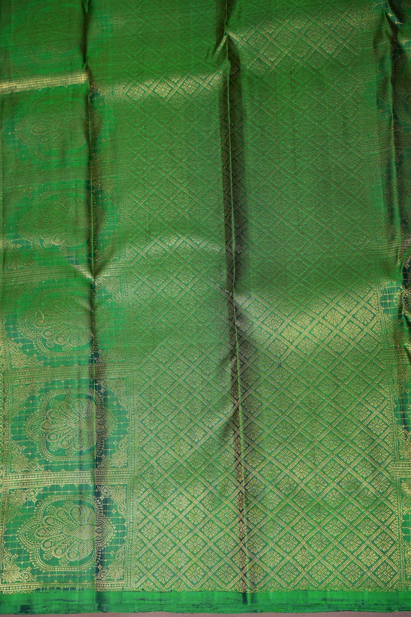 Lavender Pure Kanchipuram Silk Saree with Contrast Emerald Green Border | Silk Mark Certified