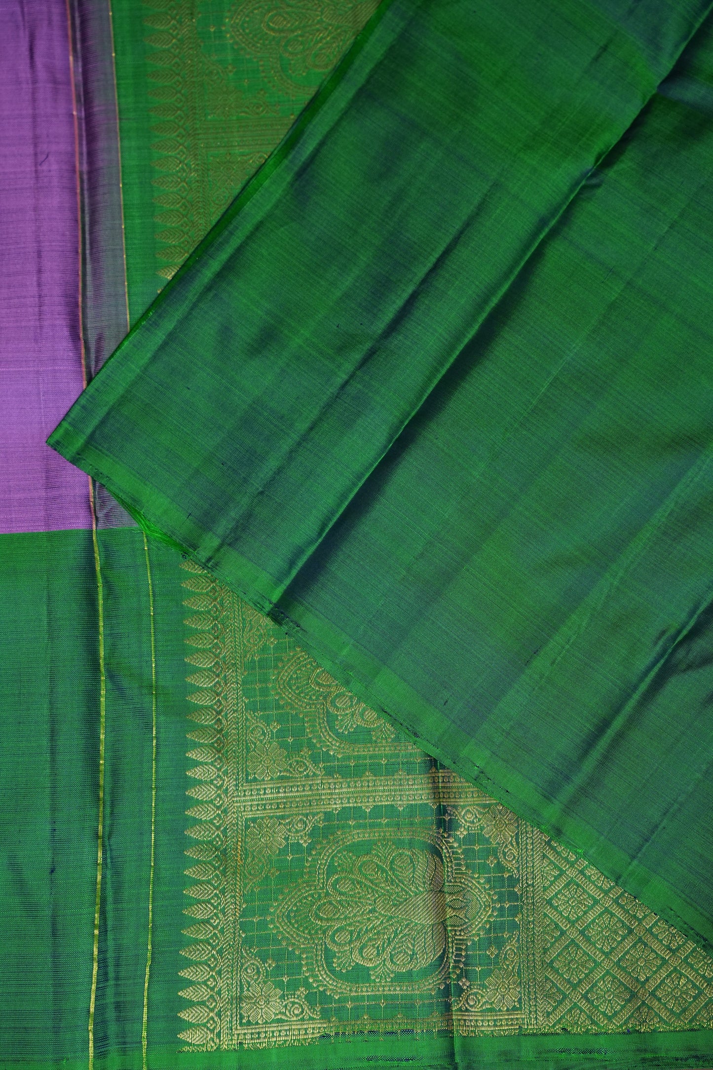 Lavender Pure Kanchipuram Silk Saree with Contrast Emerald Green Border | Silk Mark Certified