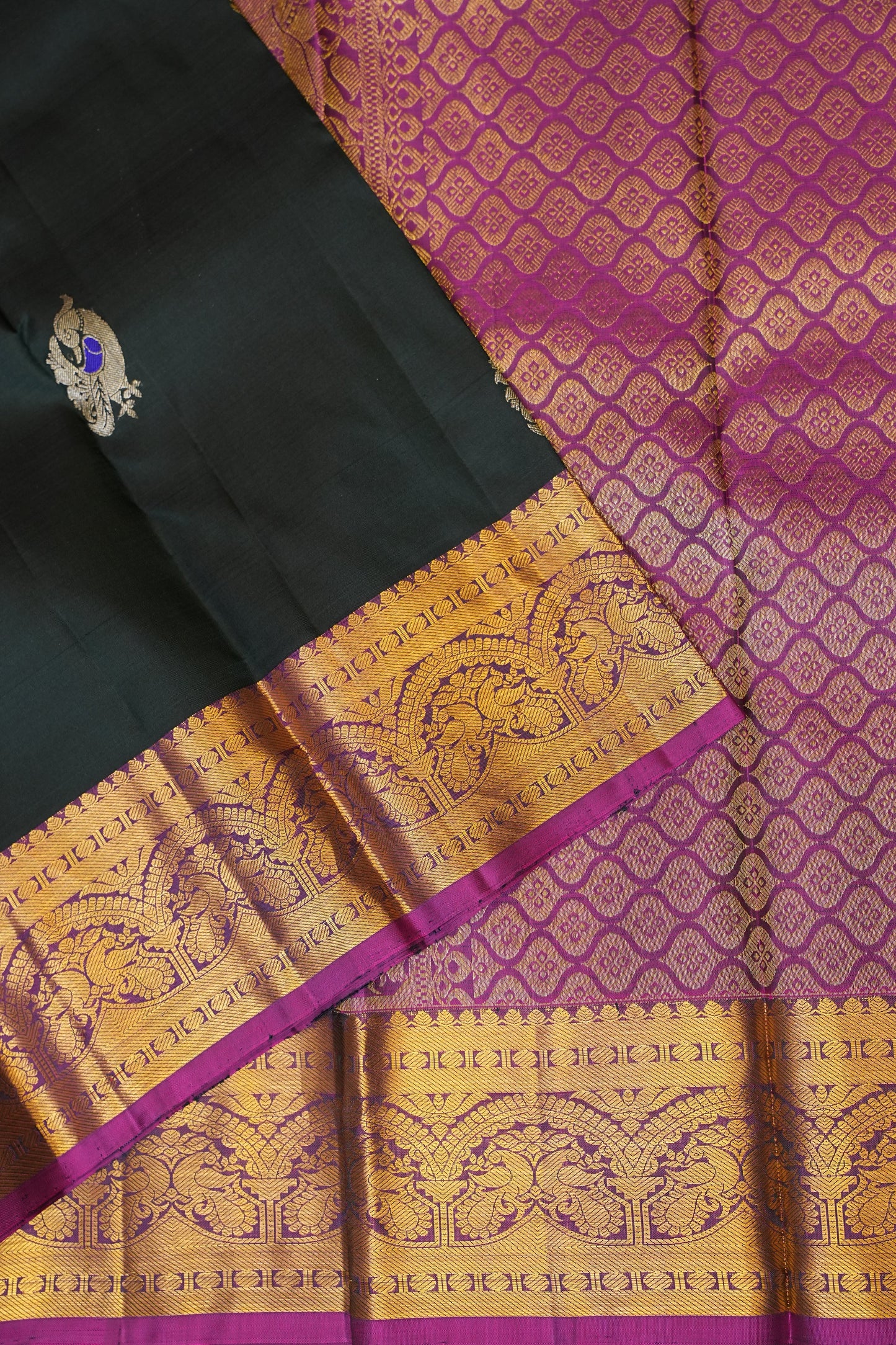 Pure Kanchipuram  Silk Saree with Antique Gold Zari Weave - Deep Green & Magenta