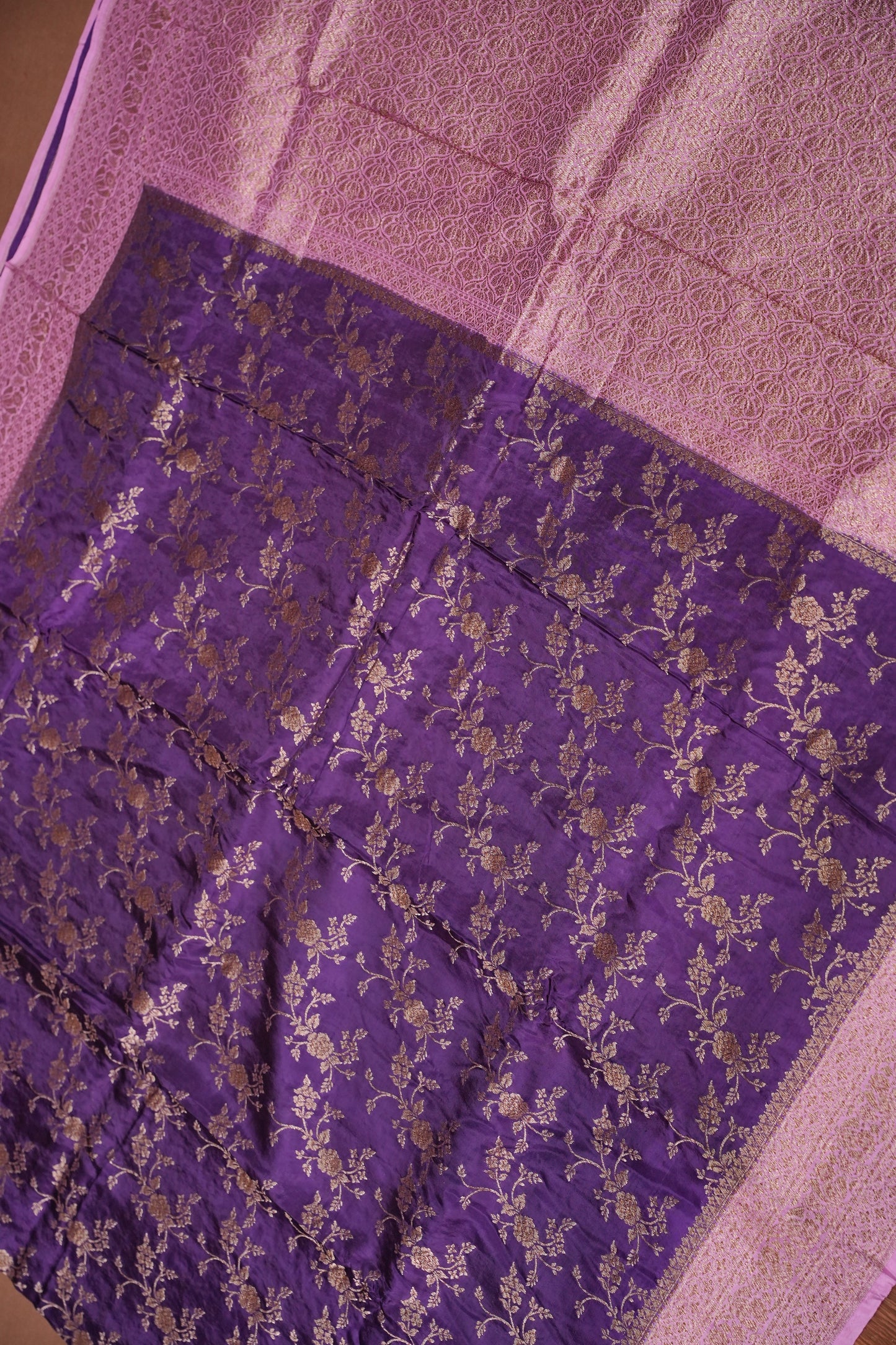 Khaddi Georgette Crepe Silk Saree with Antique Border – Purple & Pink