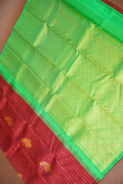 Borderless Pure Kanchipuram Silk Saree with Gold Zari Stripes - Parrot Green & Deep Red