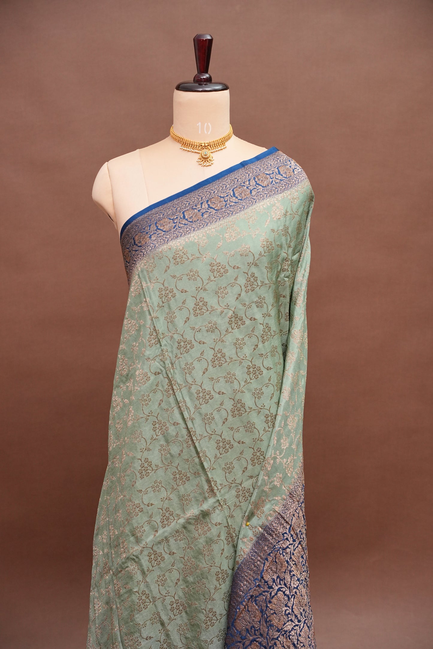 Khaddi Georgette Crepe Silk Saree with Antique Border – Blue Grey & Peacock Blue