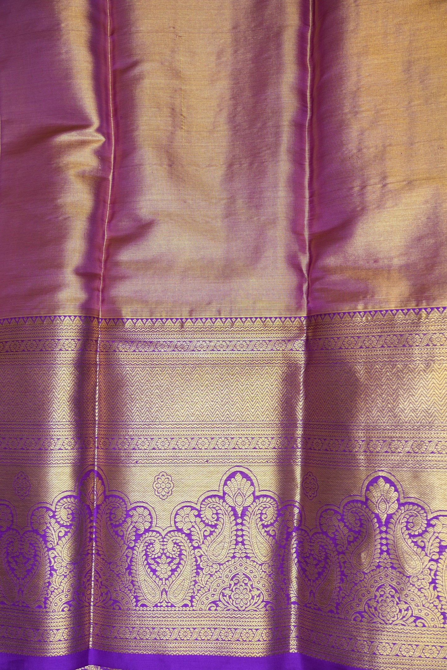 Pure Tissue Gold & Beige & Subtle Purple Kanchipuram Silk Saree|Silk Mark Certified