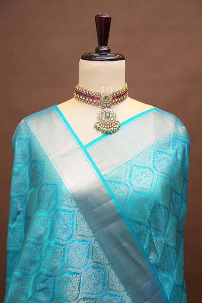 Pure Kanchipuram Silk Saree with Elegant Antique Gold Zari Weave - Aqua Blue
