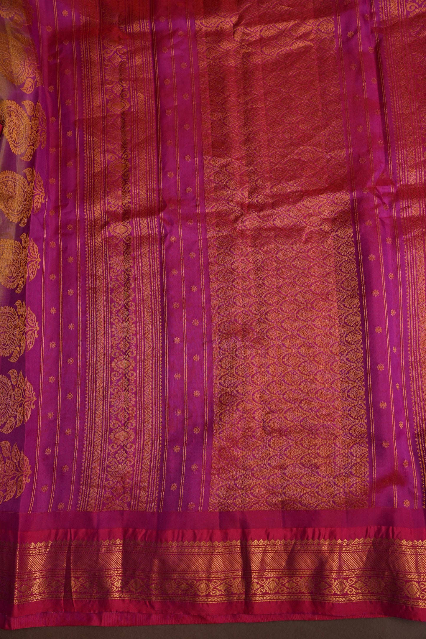Pure Gadwal Silk Saree - Parrot Green and Hot Pink|Silk Mark Certified