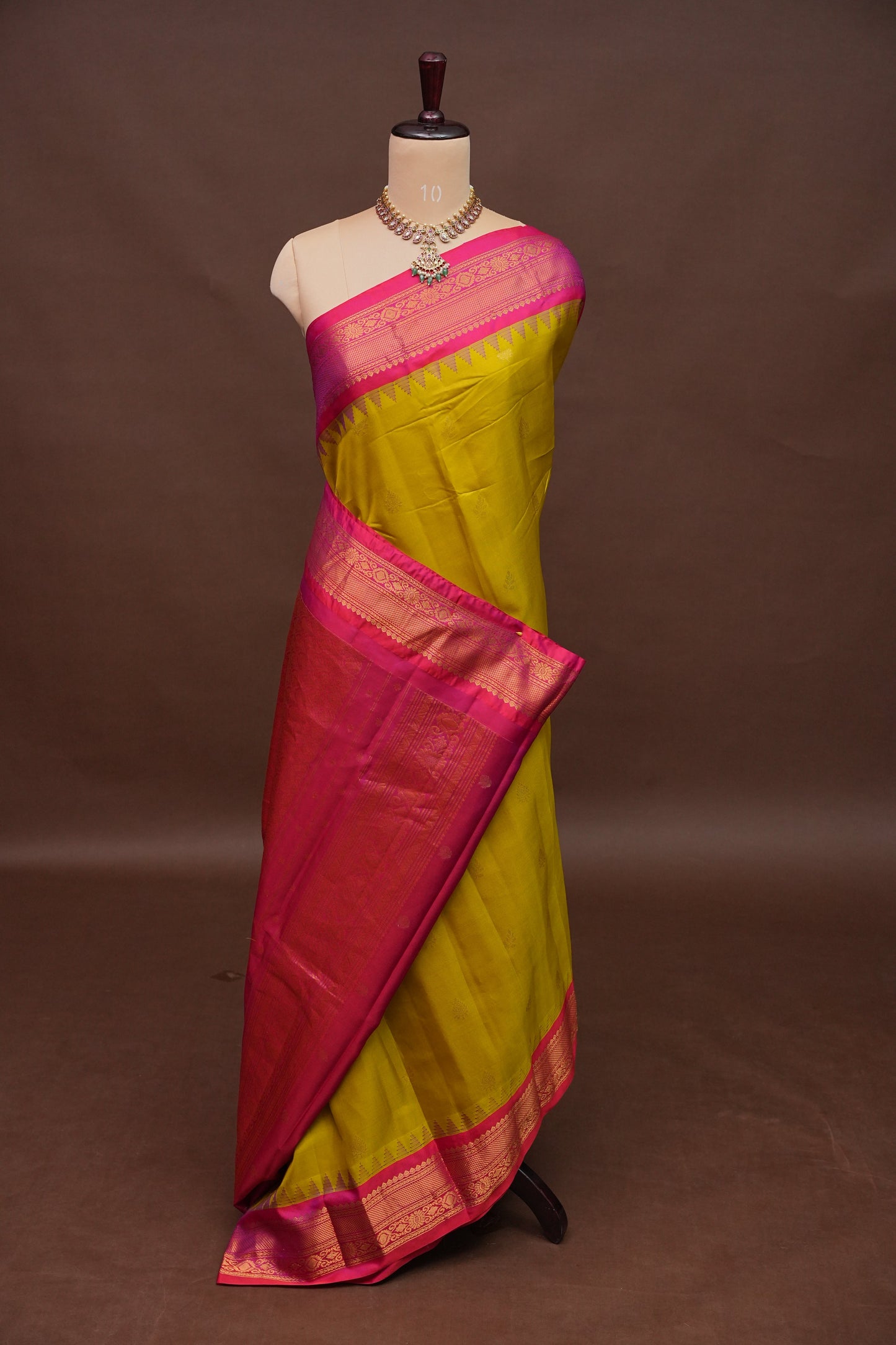 Pure Gadwal Silk Saree - Parrot Green and Hot Pink|Silk Mark Certified