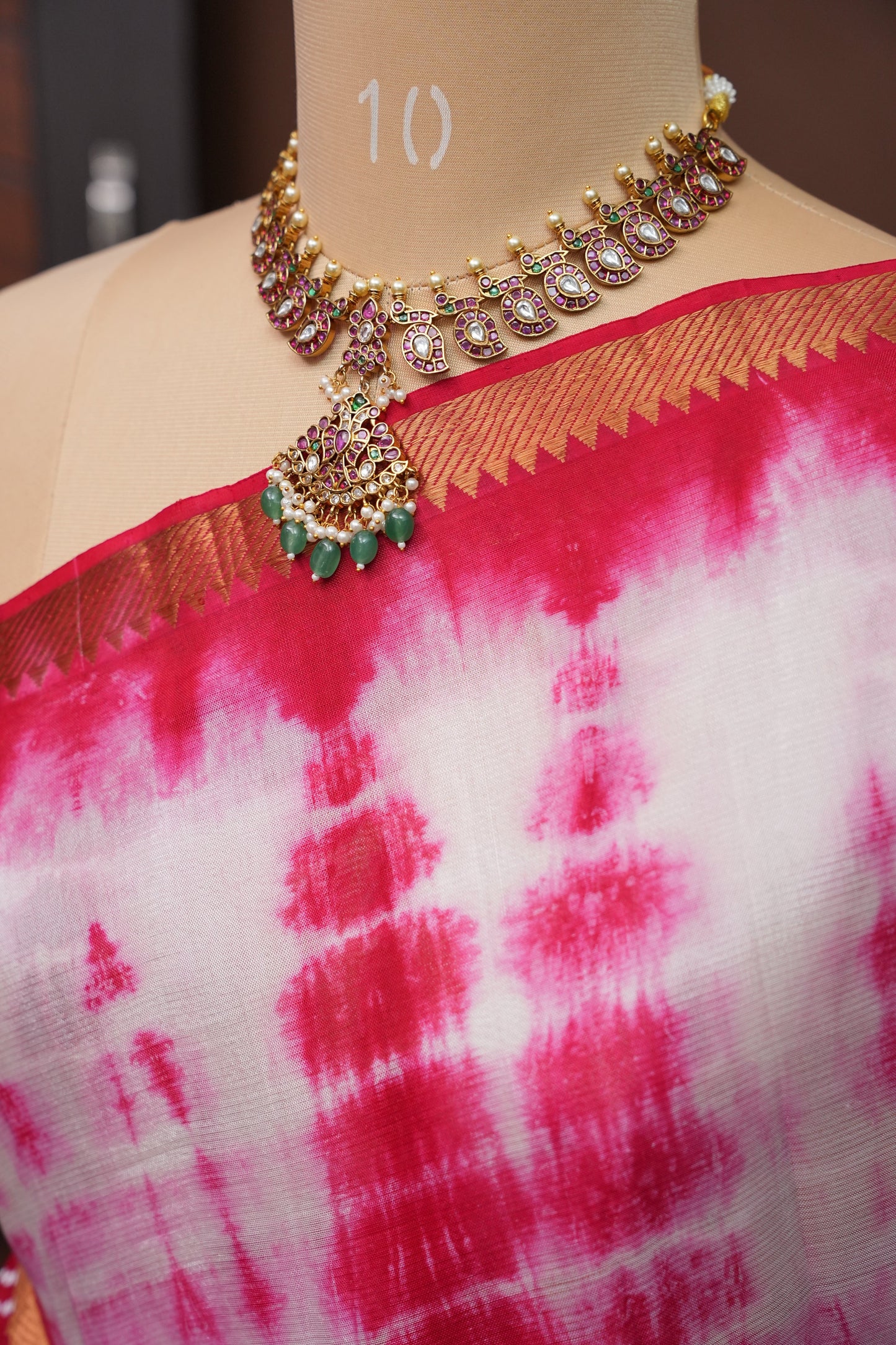 Mangalagiri Silk Shibori Tie & Dye Saree - Red & Ivory White