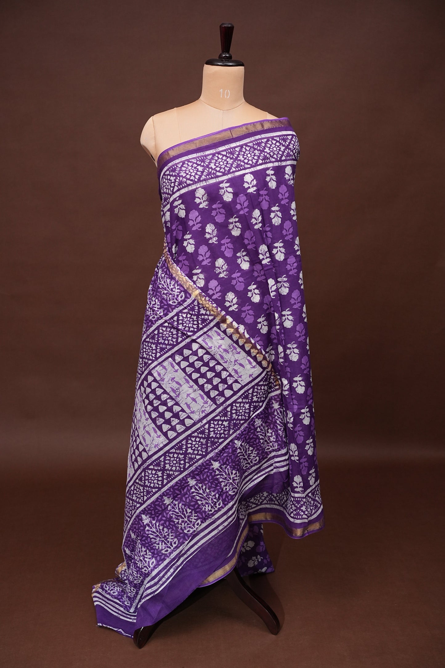 Mul Mul Cotton Ajrak Print Saree - Purple