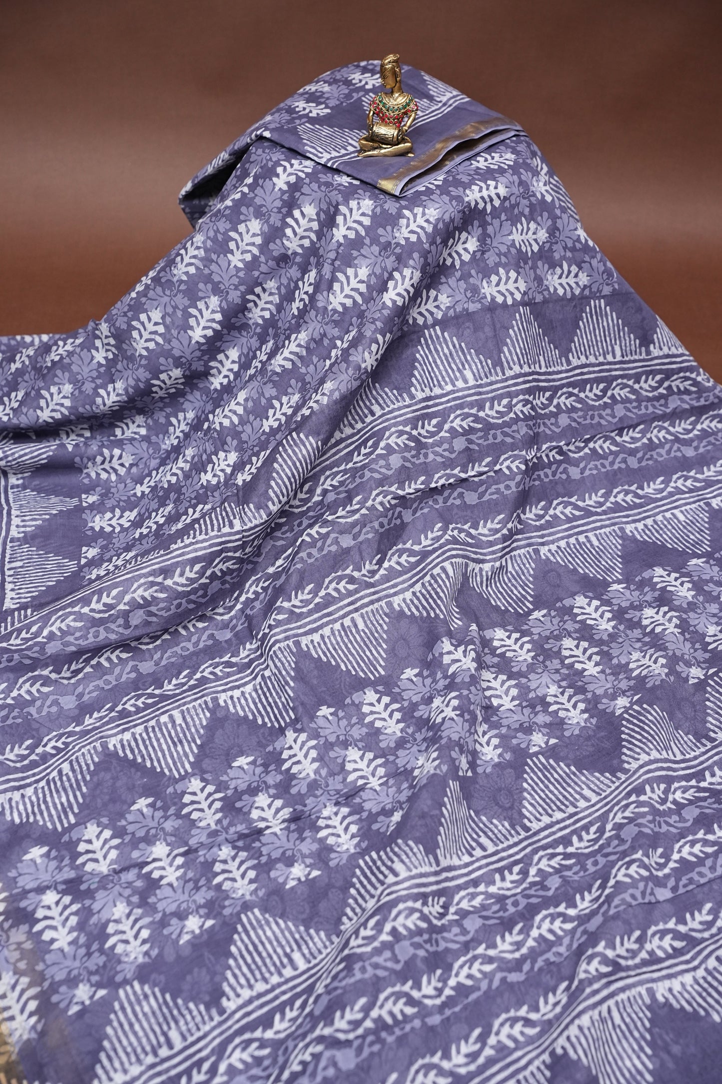 Mul Mul Cotton Ajrak Print Saree - Grey