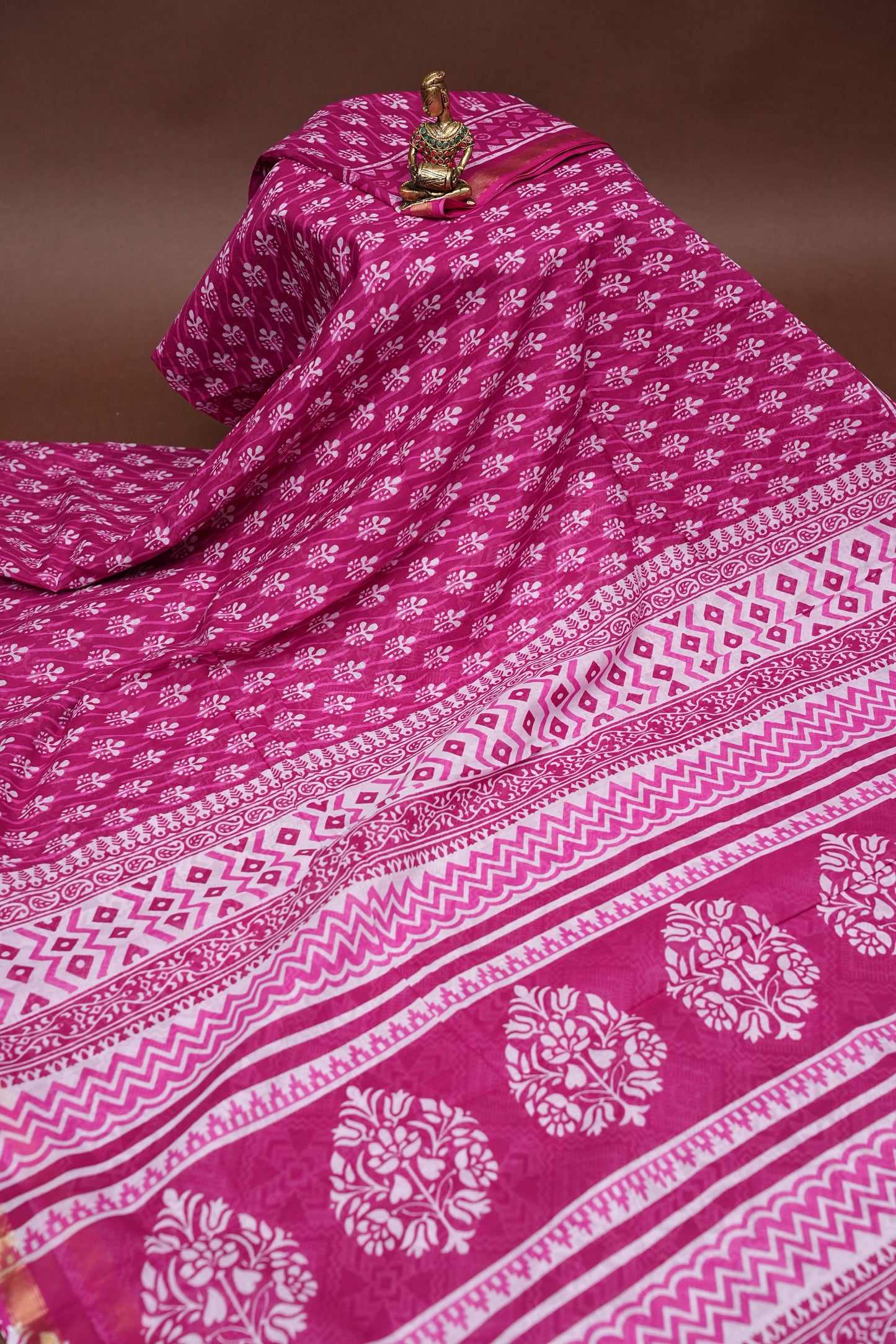 Mul Mul Cotton Ajrak Print Saree - Pink