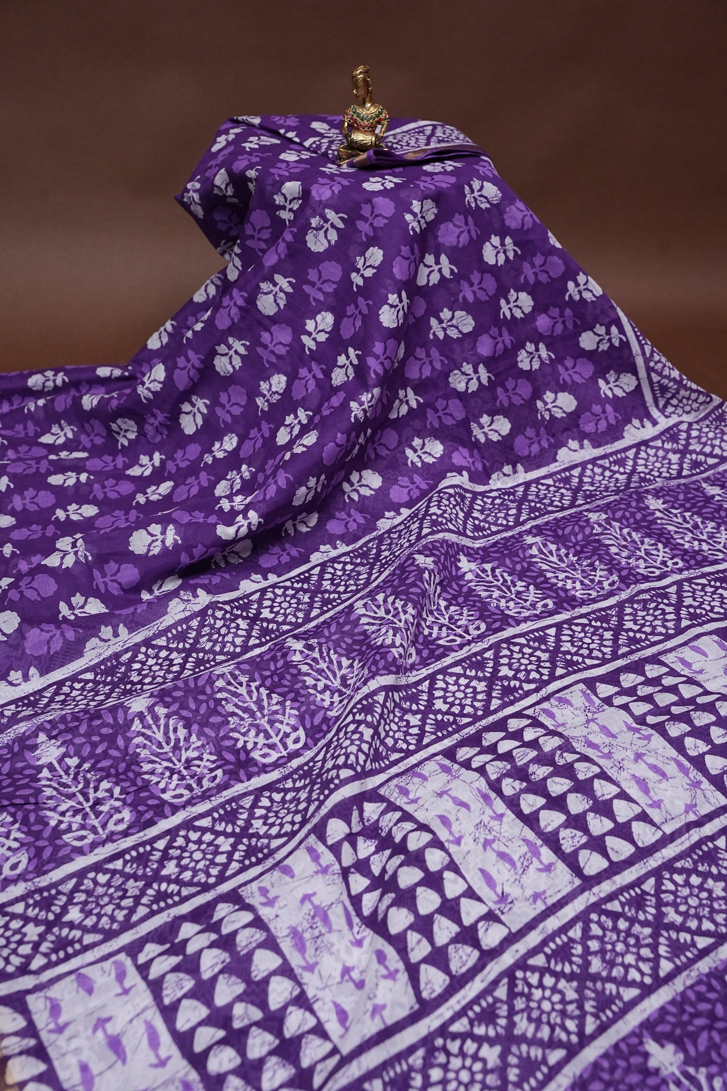 Mul Mul Cotton Ajrak Print Saree - Purple