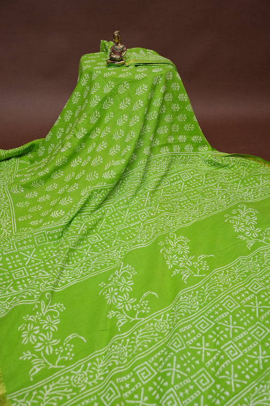Mul Mul Cotton Ajrak Print Saree - Green