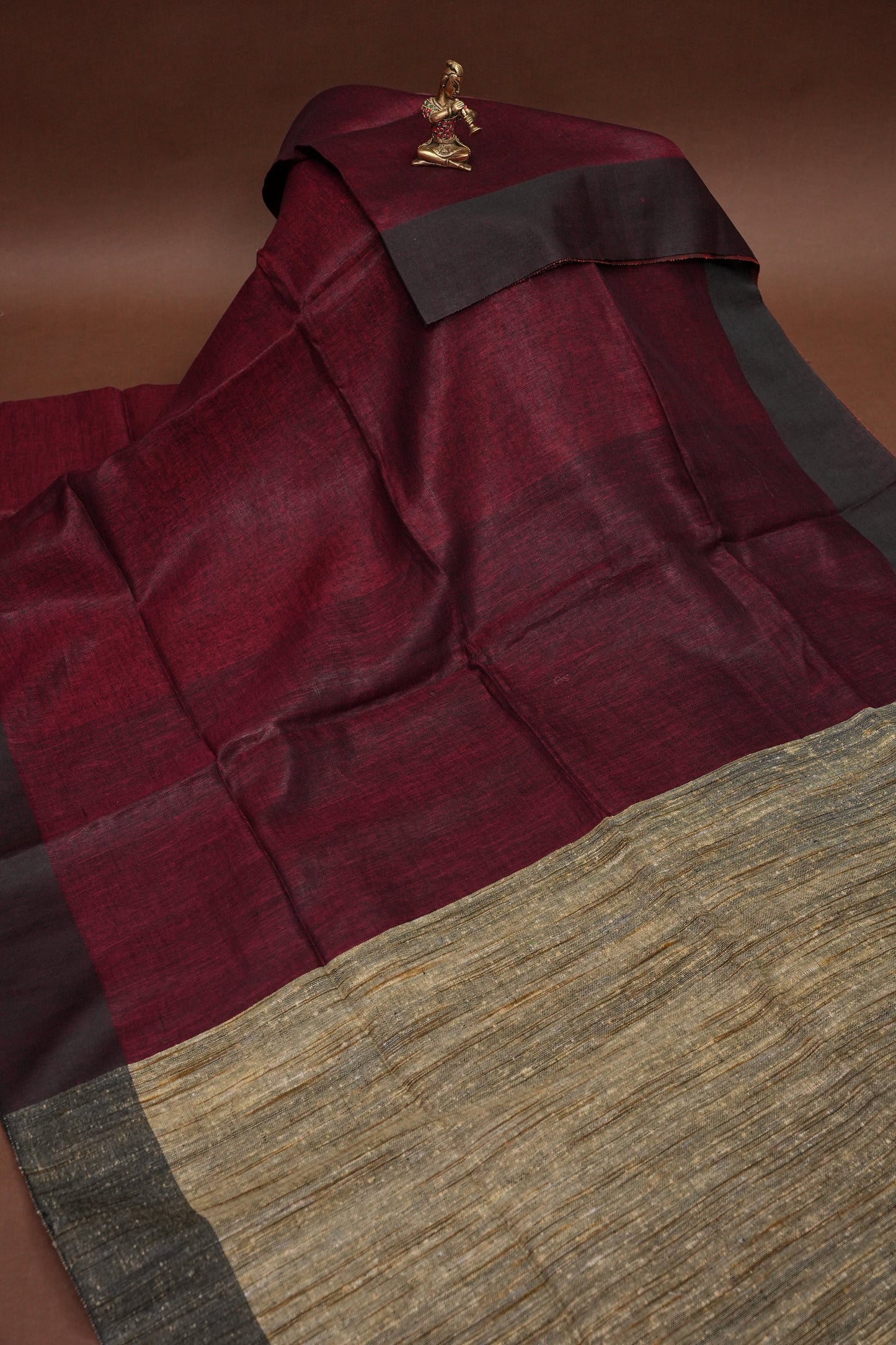 Half & Half Pure Linen Saree with Jute Pallu & Tassles - Maroon & Rust