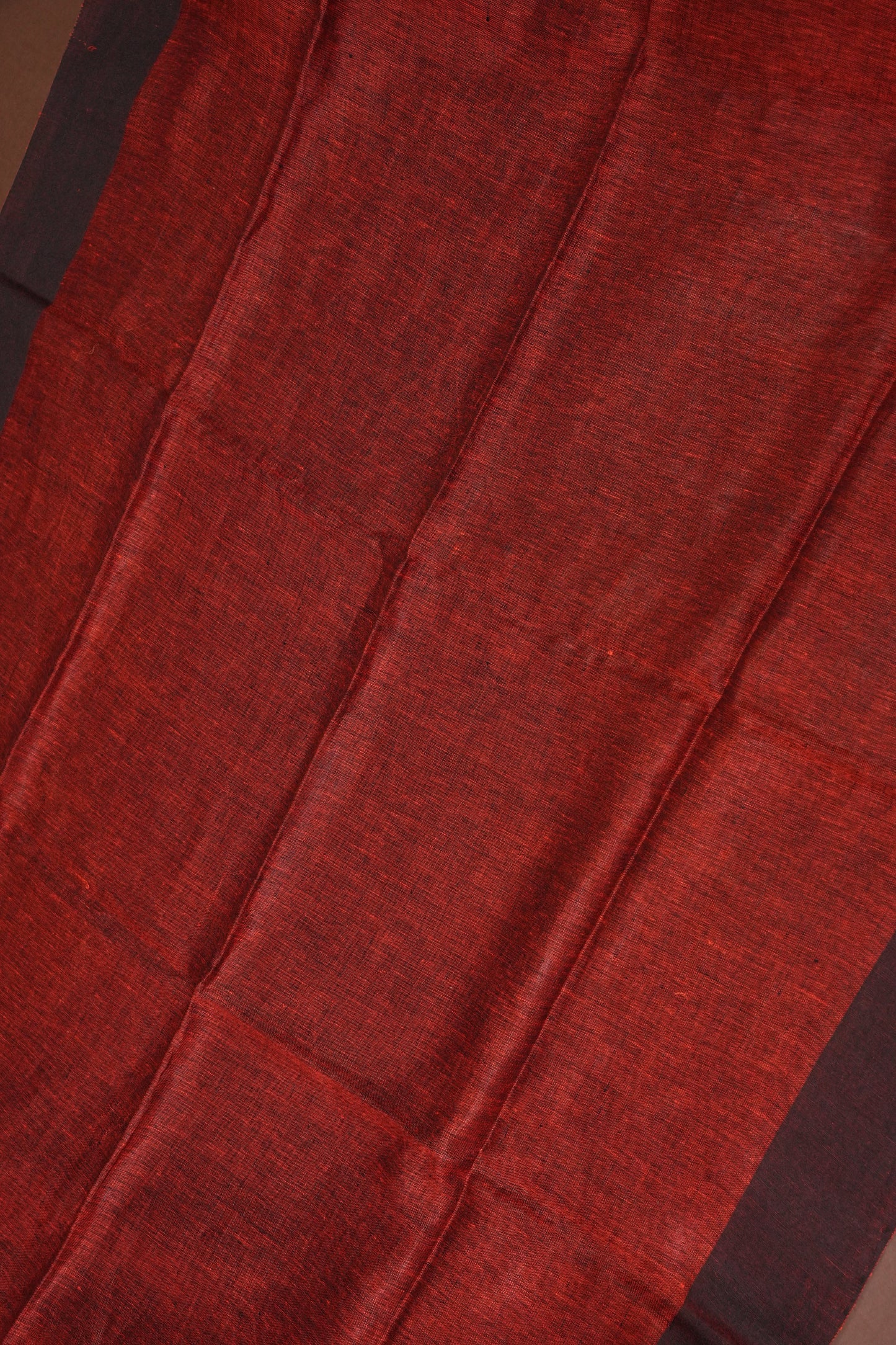 Half & Half Pure Linen Saree with Jute Pallu & Tassles - Maroon & Rust