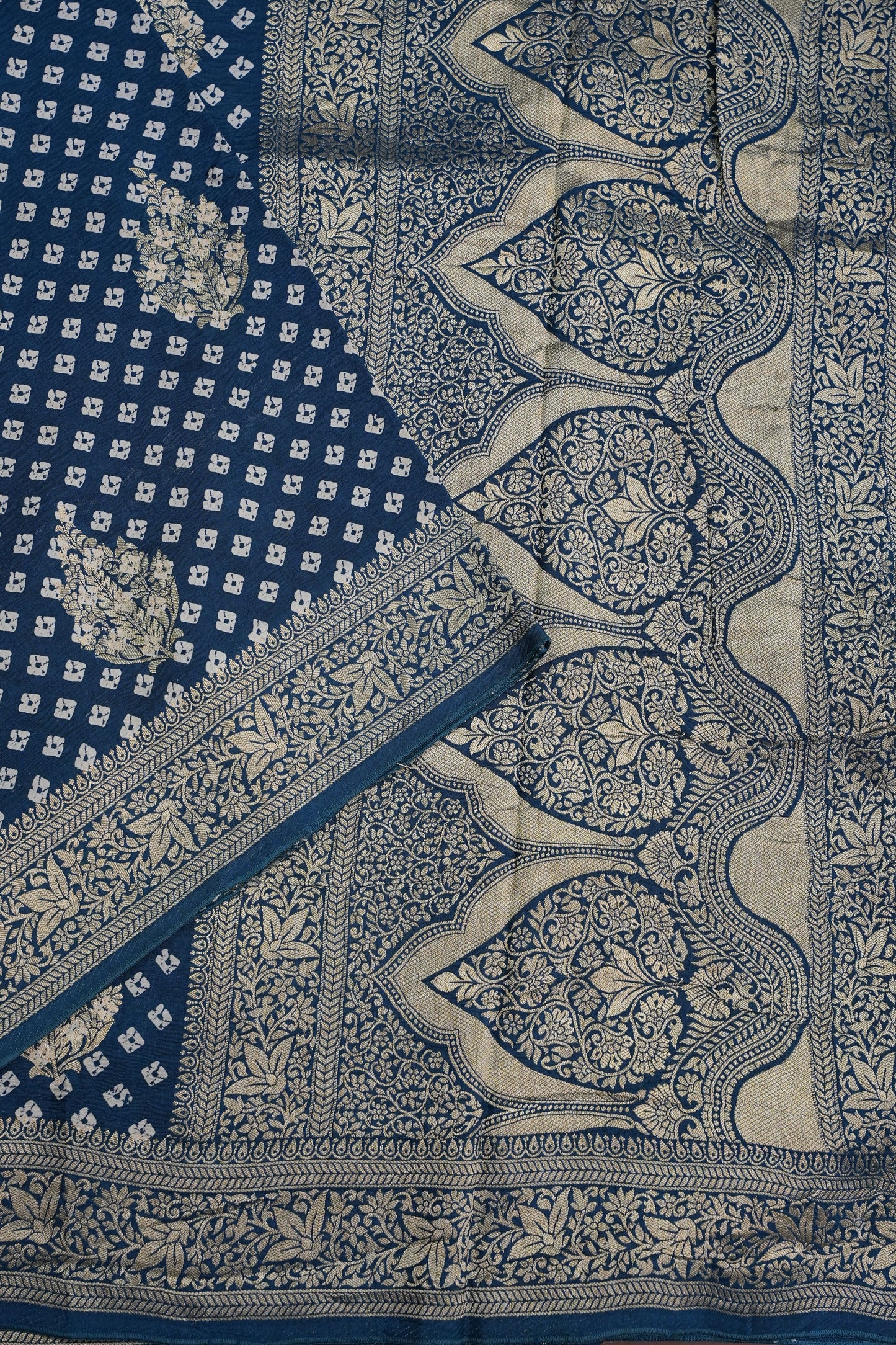 Crushed Munga Banarasi Saree with Bandhini Prints-Peacock Blue