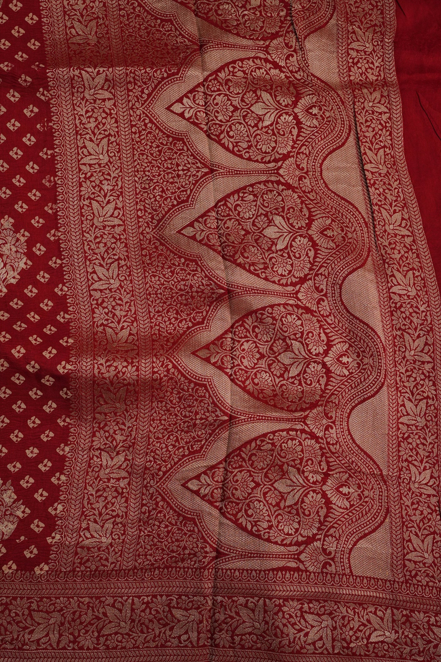 Crushed Munga Banarasi Saree with Bandhini Prints-Red