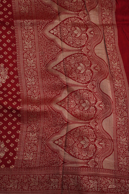 Crushed Munga Banarasi Saree with Bandhini Prints-Red