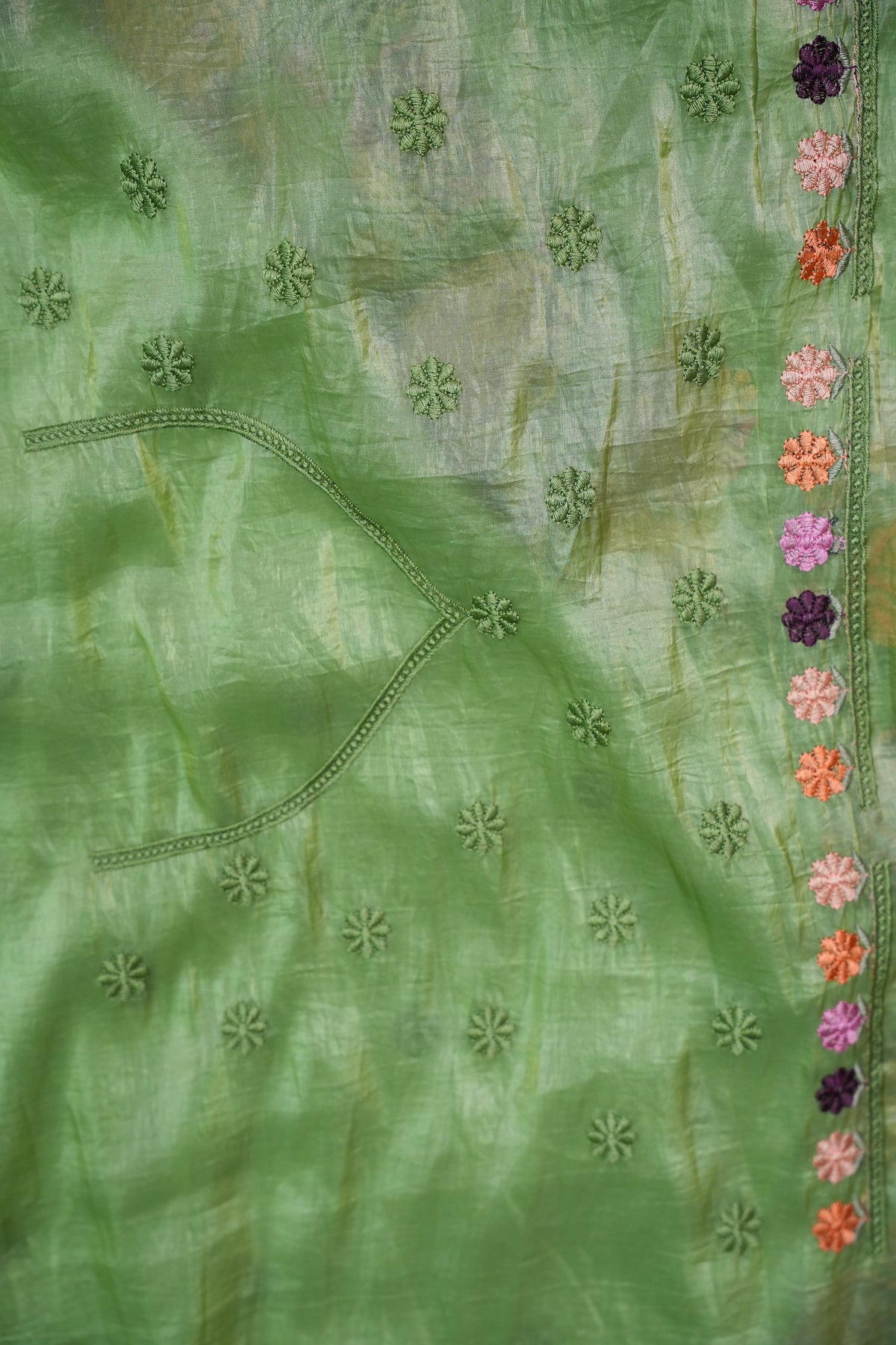 Soft Organza Glass Tissue Saree with Floral Cutwork Embroidery – Green