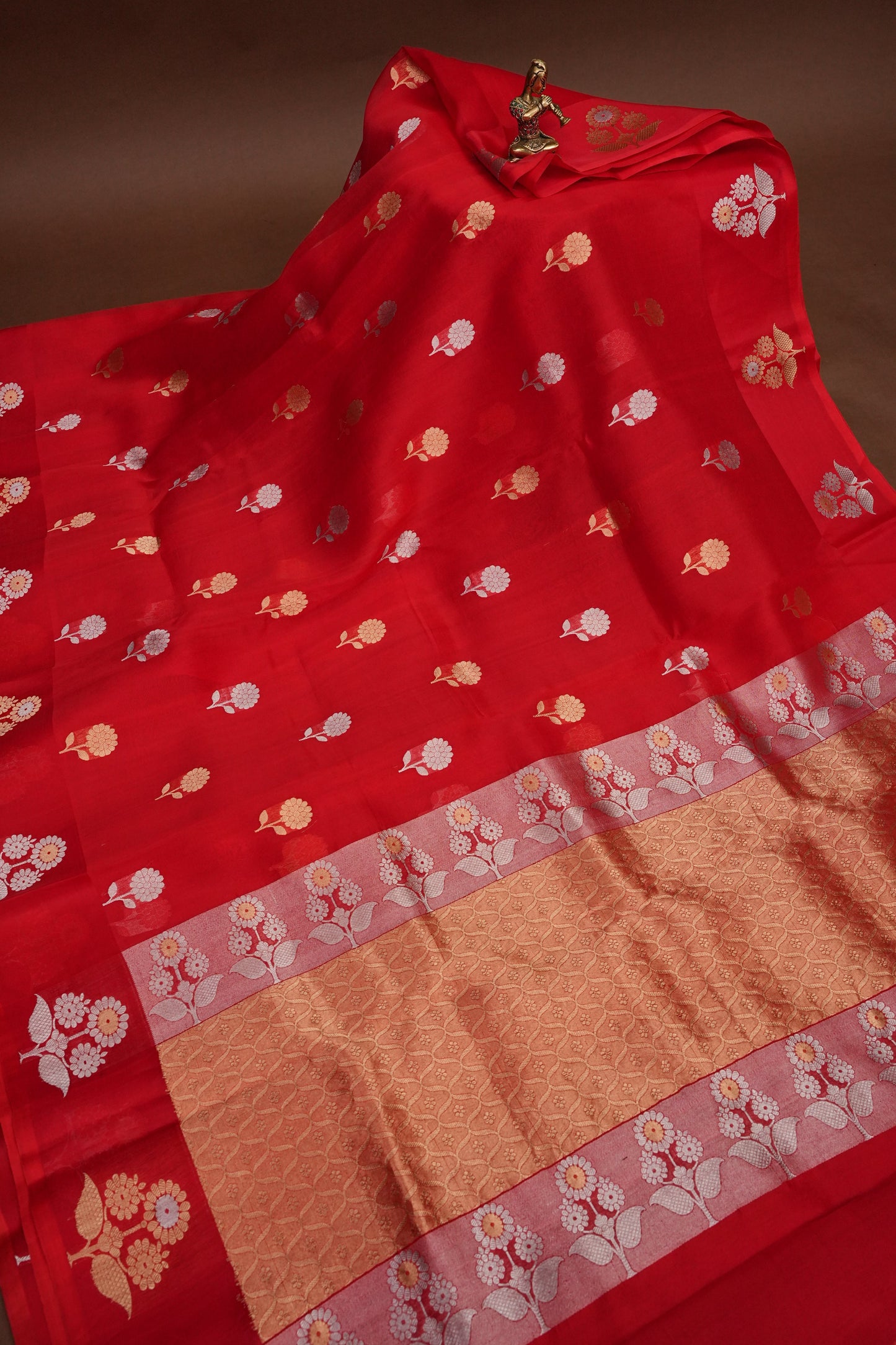 Pure Banarasi Organza(Kora) Silk Handloom Saree with Gold & Silver Zari Buttas – Vermilion Red|Silk Mark Certified