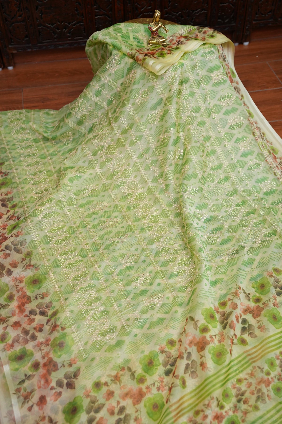 Soft Organza Glass Tissue Saree with Embroidered Floral Design – Leaf Green