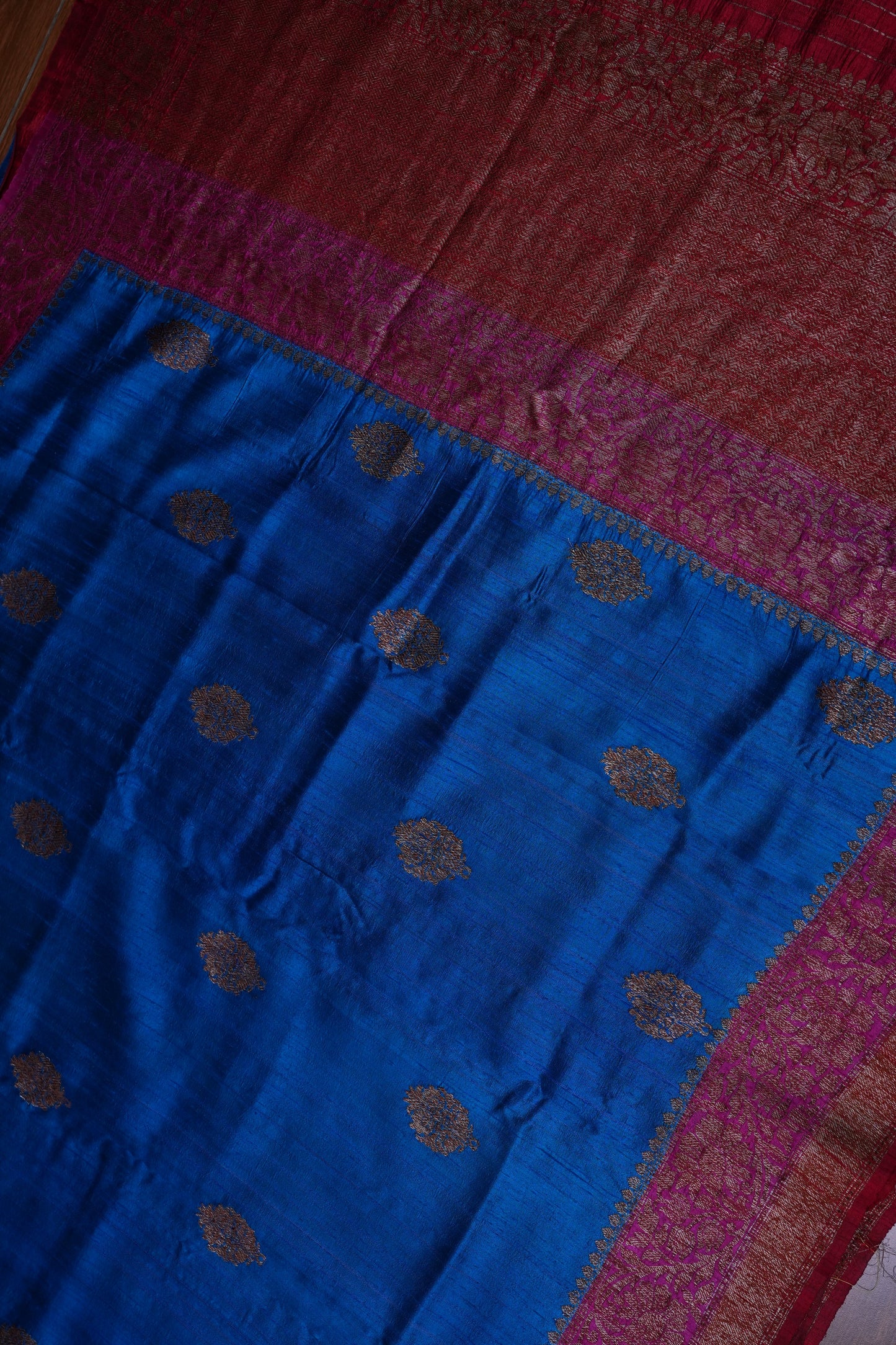 Pure Tussar Banarasi Raw Silk Saree – Blue with Pink 3D Contrast Antique Zari Borders|Silk Mark Certified