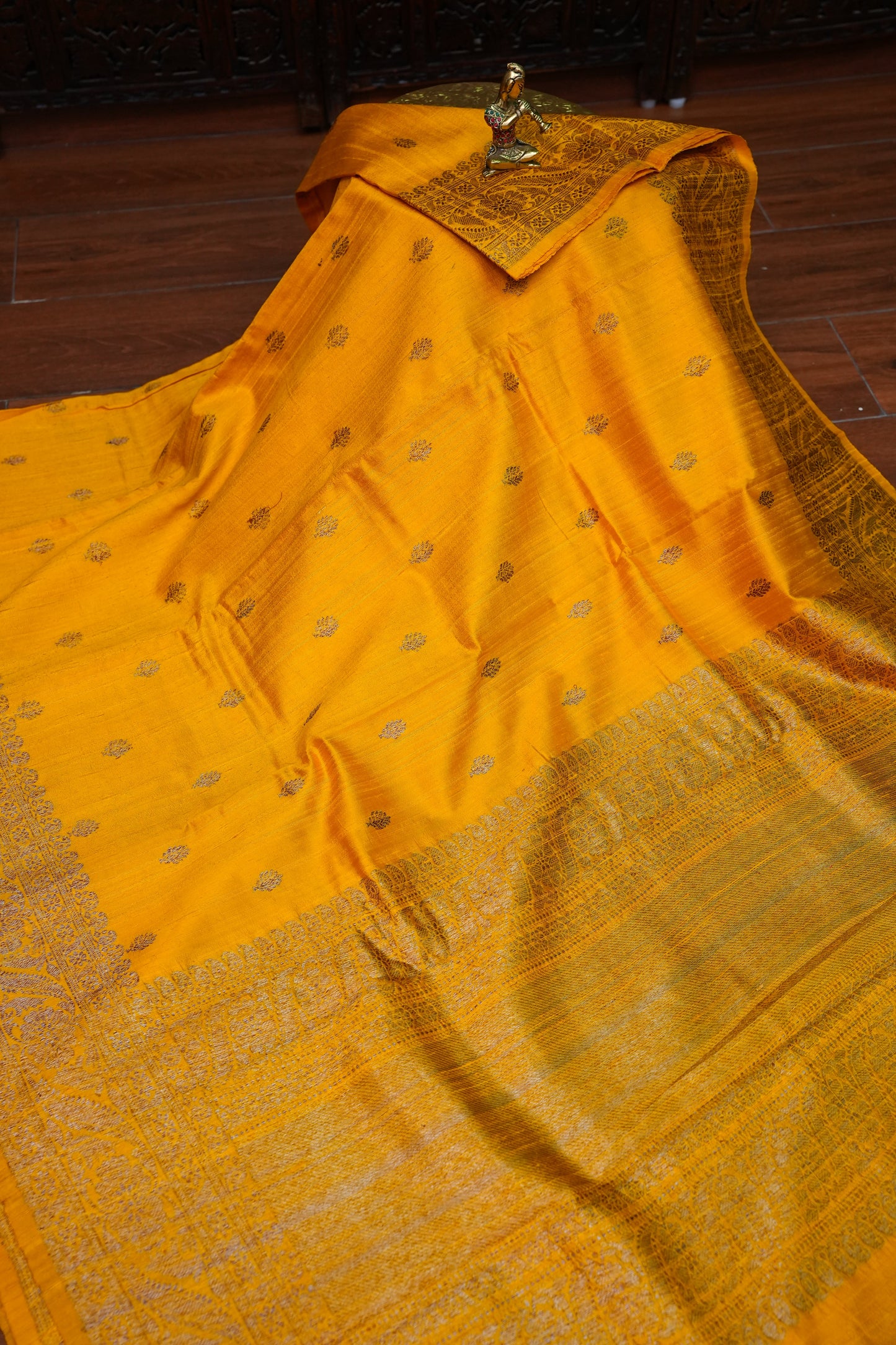 Yellow Pure Tussar Banarasi Raw Silk Saree with Antique Zari Buttas|Silk Mark Certified