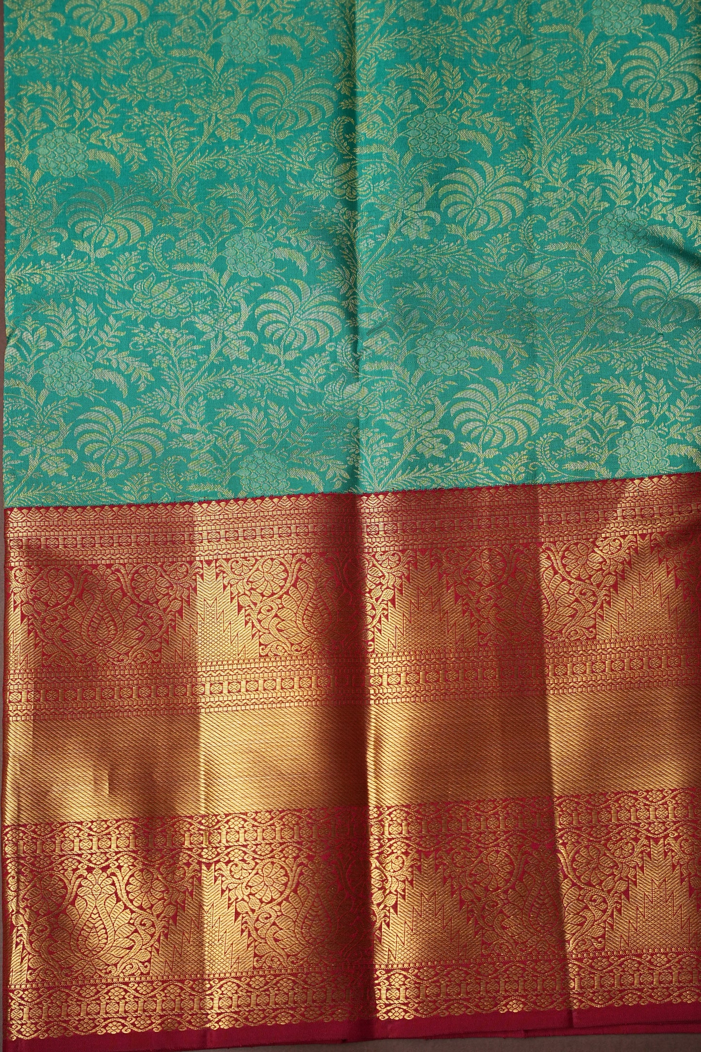 Rama Green & Red Pure Kanchipuram Silk Saree with 1 Gram Gold Zari Weave|Silk Mark Certified