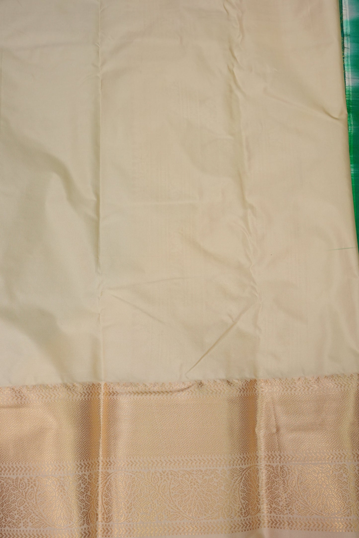 Kanchivaram Semi Silk Saree - Emerald Green with Ivory