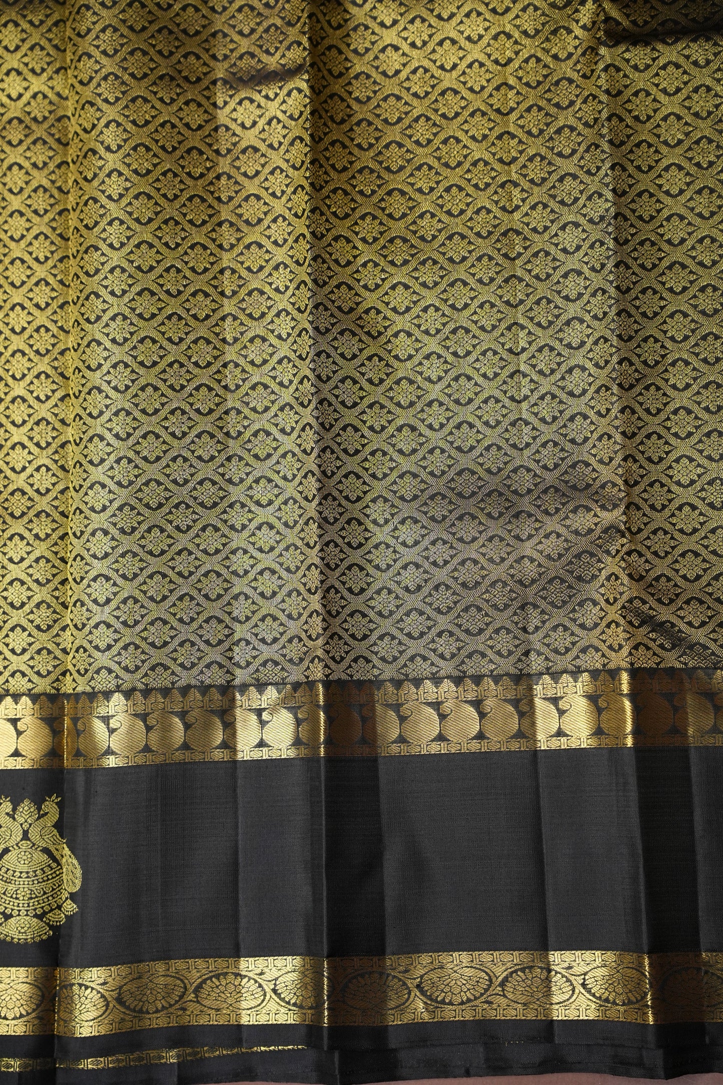 Grey & Black Pure Kanchipuram Silk Saree|Silk Mark Certified