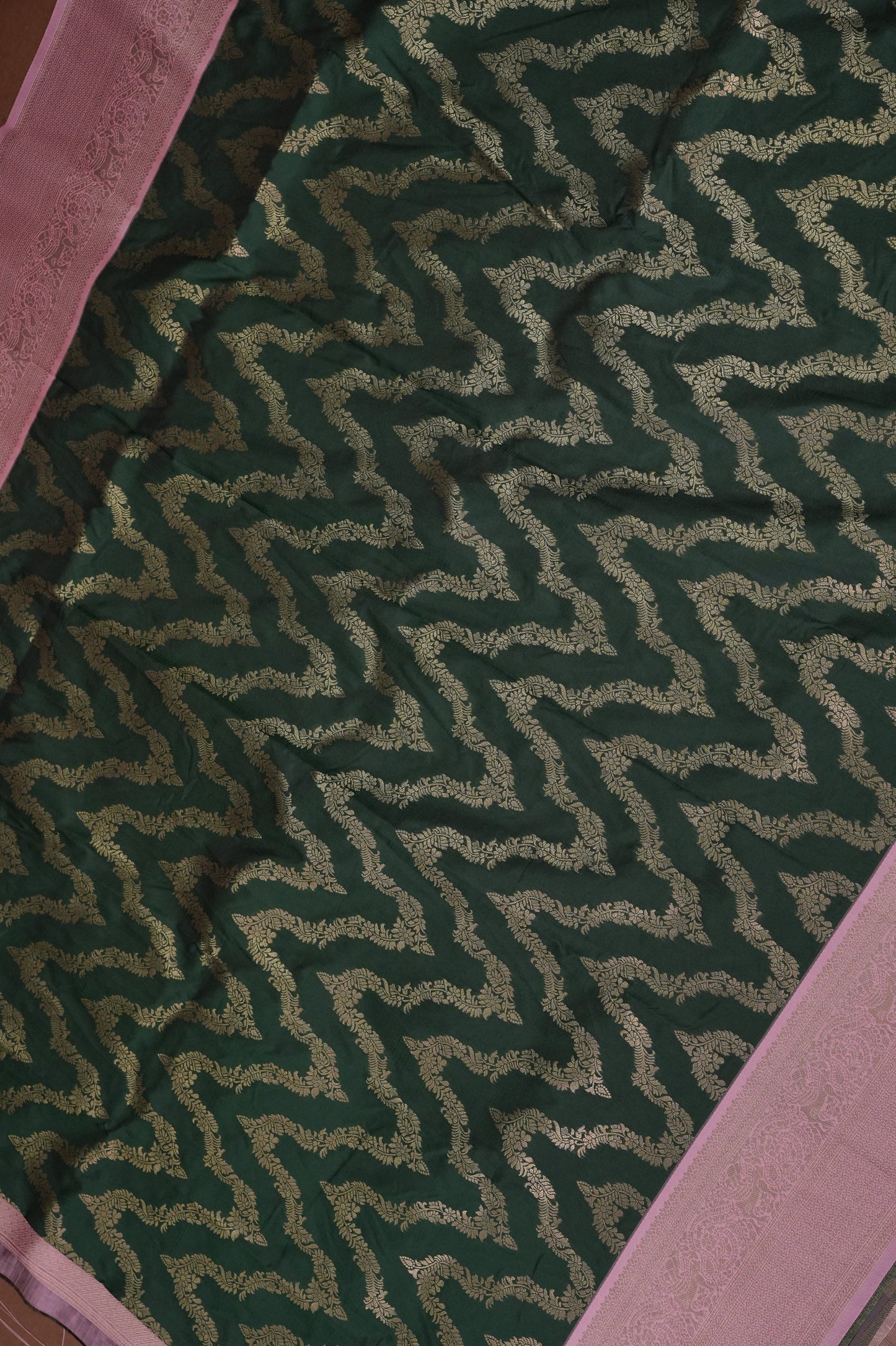 Kanchivaram Semi Silk Saree - Emerald Green with Baby Pink
