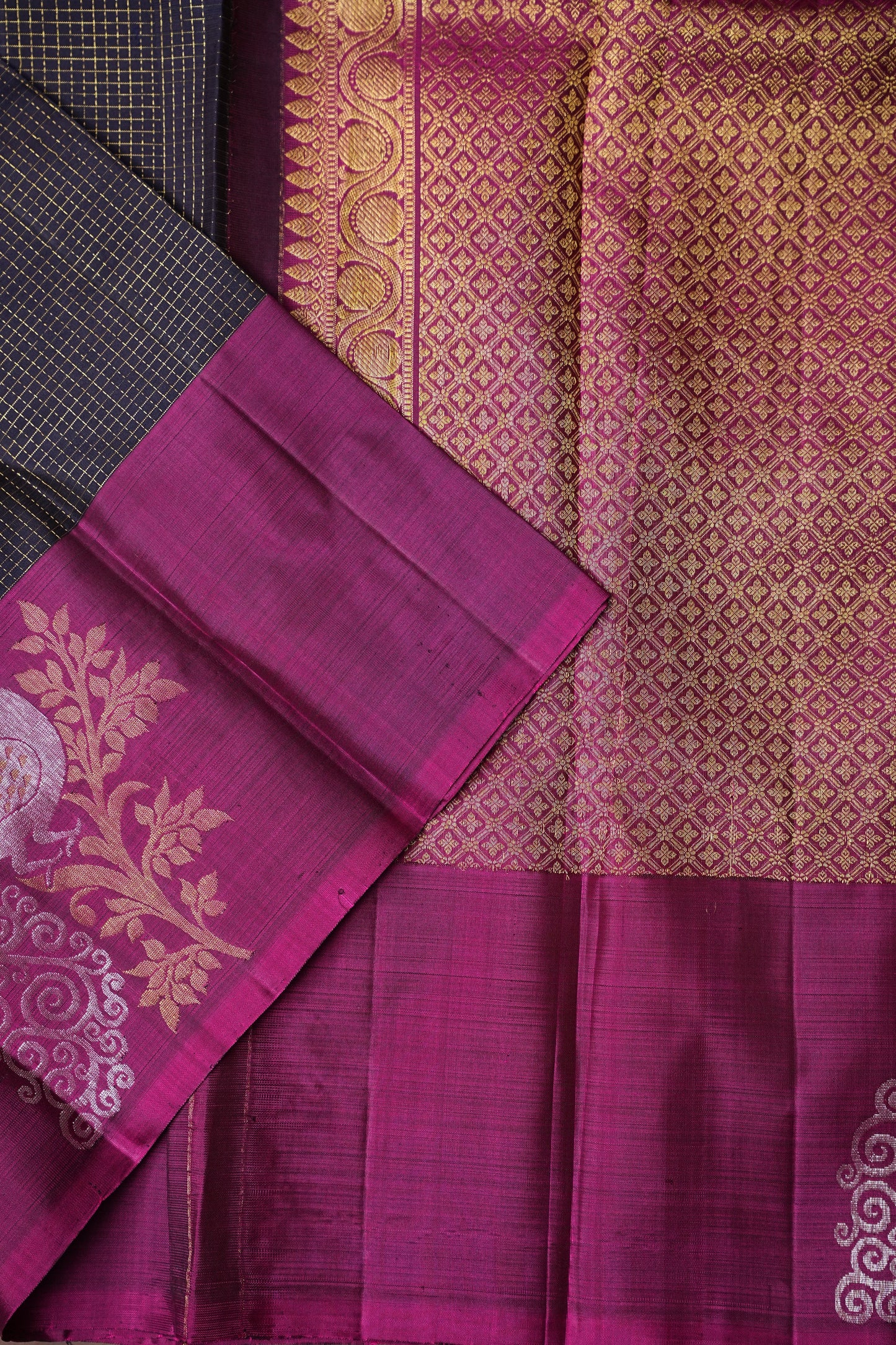 Pure Kanchipuram Brocade Silk Saree - Deep Navy Blue & Purple Border| Silk Mark Certified