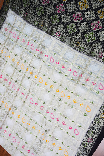 Heavy Georgette Banarasi Saree with Geometric Jaal Weaving – White & Black