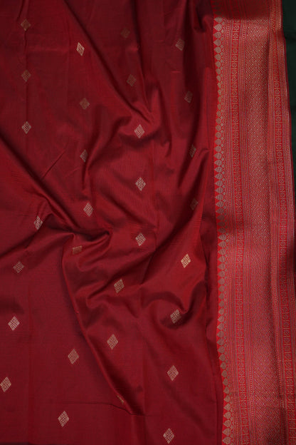 Kanchivaram Semi Silk Saree - Emerald Green with Red